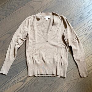 Banana Republic Women's V-Neck Silk-Cotton-Cashmere Sweater - Taupe, size S